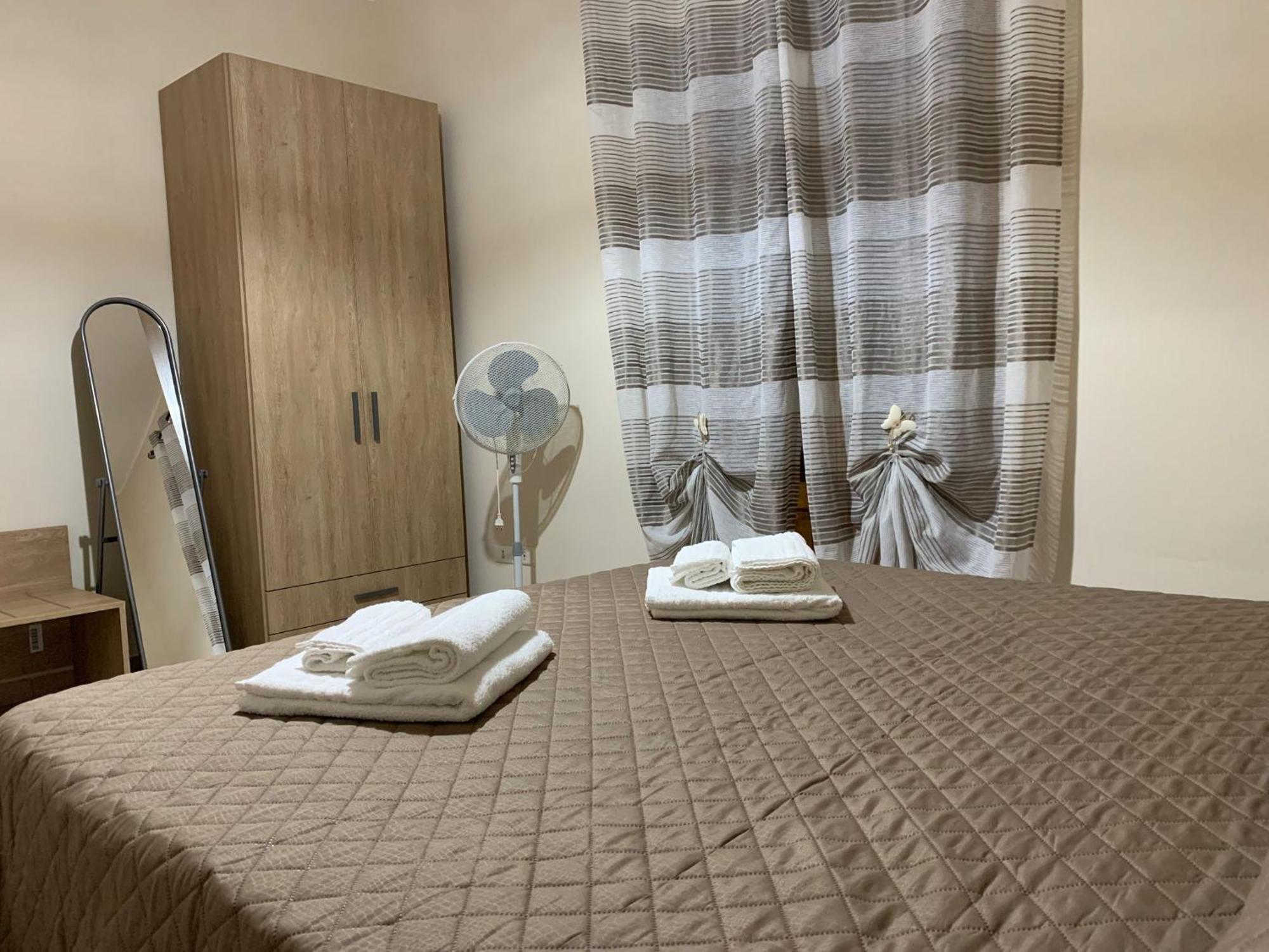 Casa Vacanze Villa Mariano Gangi Luaran gambar